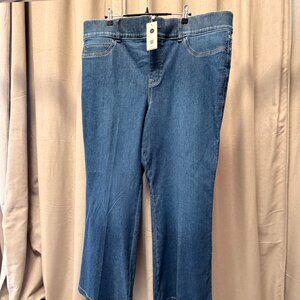 SPANX Petite Plus Tummy Control Flare Leg Jeans